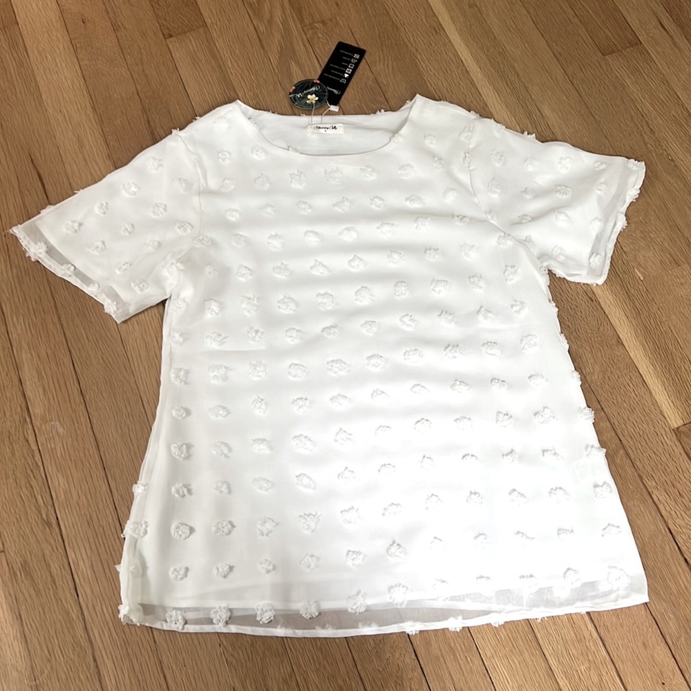 Light-weight, lined and flowy white chiffon blouse - size small